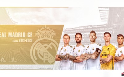 爱游戏电竞精华-C罗与年轻球员有代沟