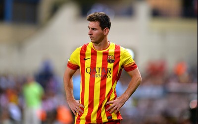 爱游戏电竞动态-萨姆克尔贴地斩钻入网窝